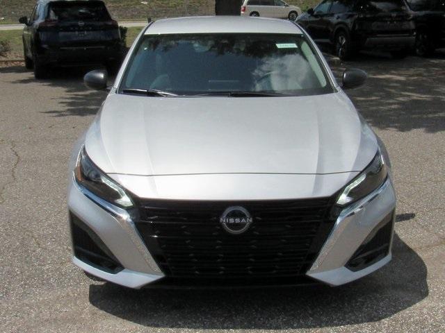 new 2025 Nissan Altima car, priced at $25,623