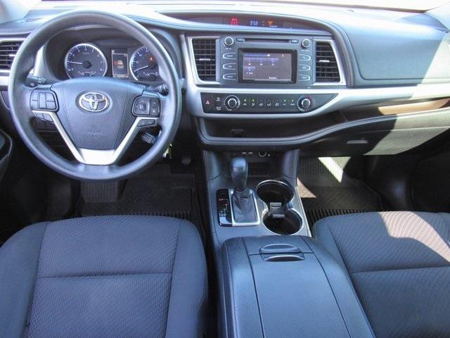 used 2019 Toyota Highlander car, priced at $17,994