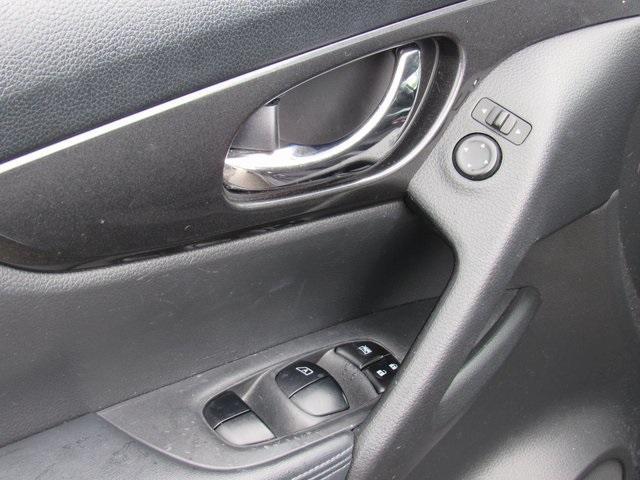 used 2017 Nissan Rogue car, priced at $16,150