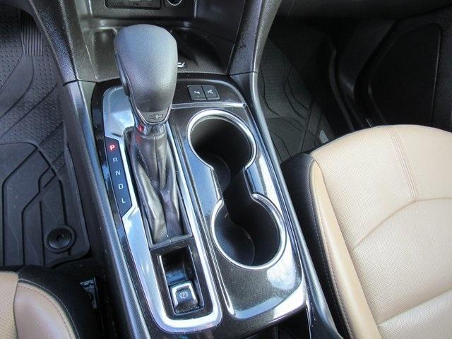 used 2024 Chevrolet Equinox car, priced at $24,995