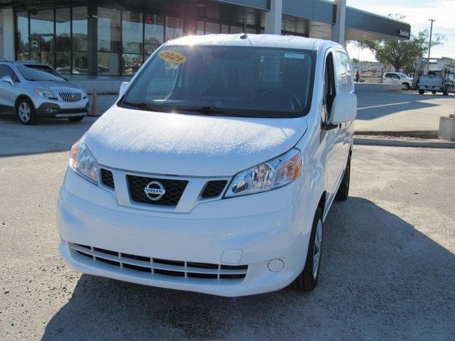 used 2021 Nissan NV200 car