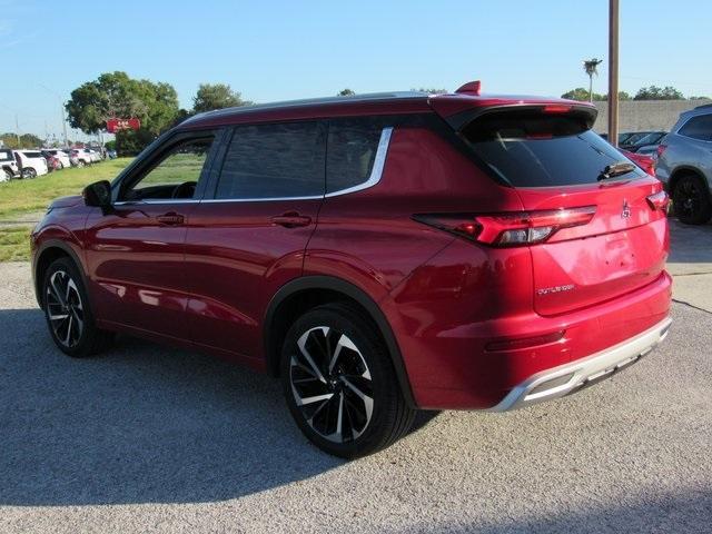 used 2022 Mitsubishi Outlander car, priced at $19,992