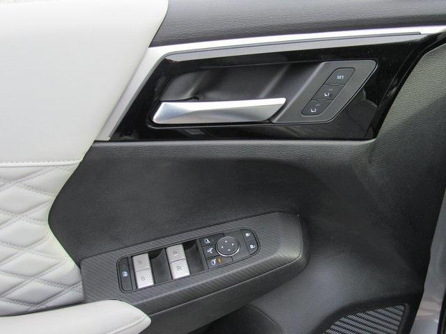 used 2024 Mitsubishi Outlander car, priced at $27,994