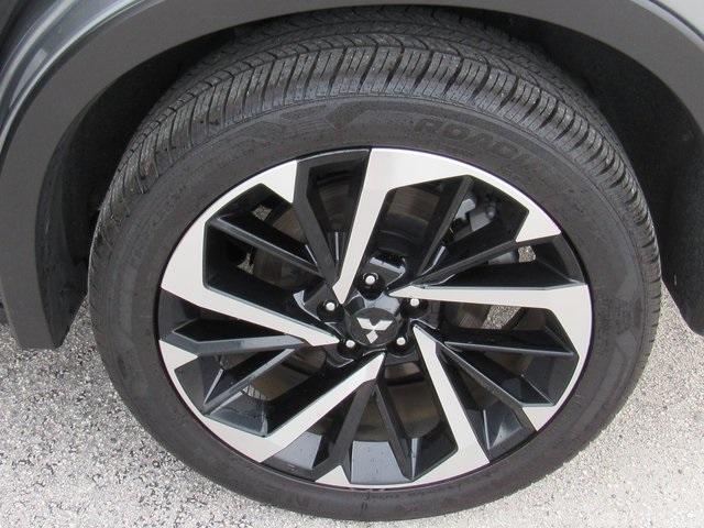 used 2024 Mitsubishi Outlander car, priced at $27,994