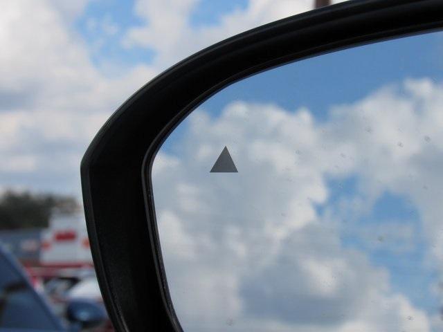 used 2024 Mitsubishi Outlander car, priced at $20,174