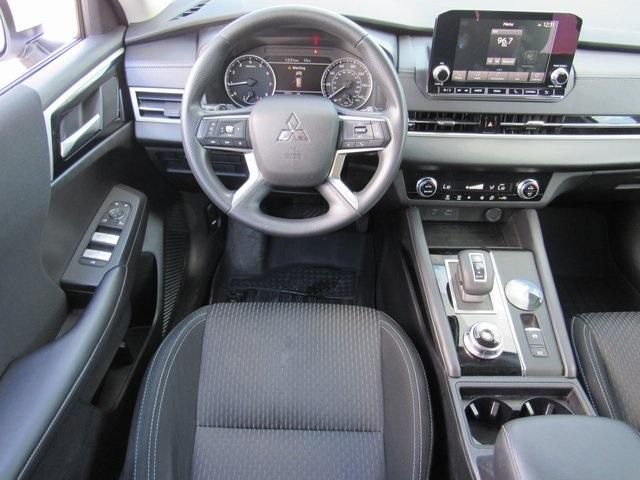 used 2024 Mitsubishi Outlander car, priced at $20,174