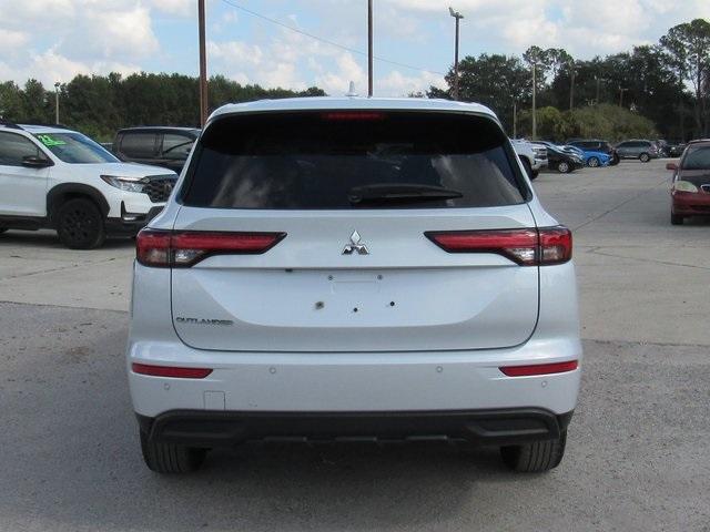 used 2024 Mitsubishi Outlander car, priced at $20,174