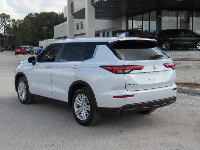used 2024 Mitsubishi Outlander car, priced at $20,174