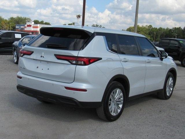 used 2024 Mitsubishi Outlander car, priced at $20,174