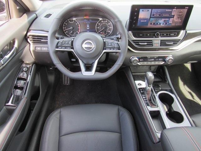 new 2025 Nissan Altima car, priced at $32,981