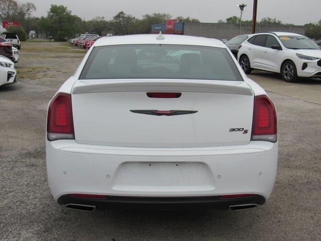 used 2022 Chrysler 300 car, priced at $27,276