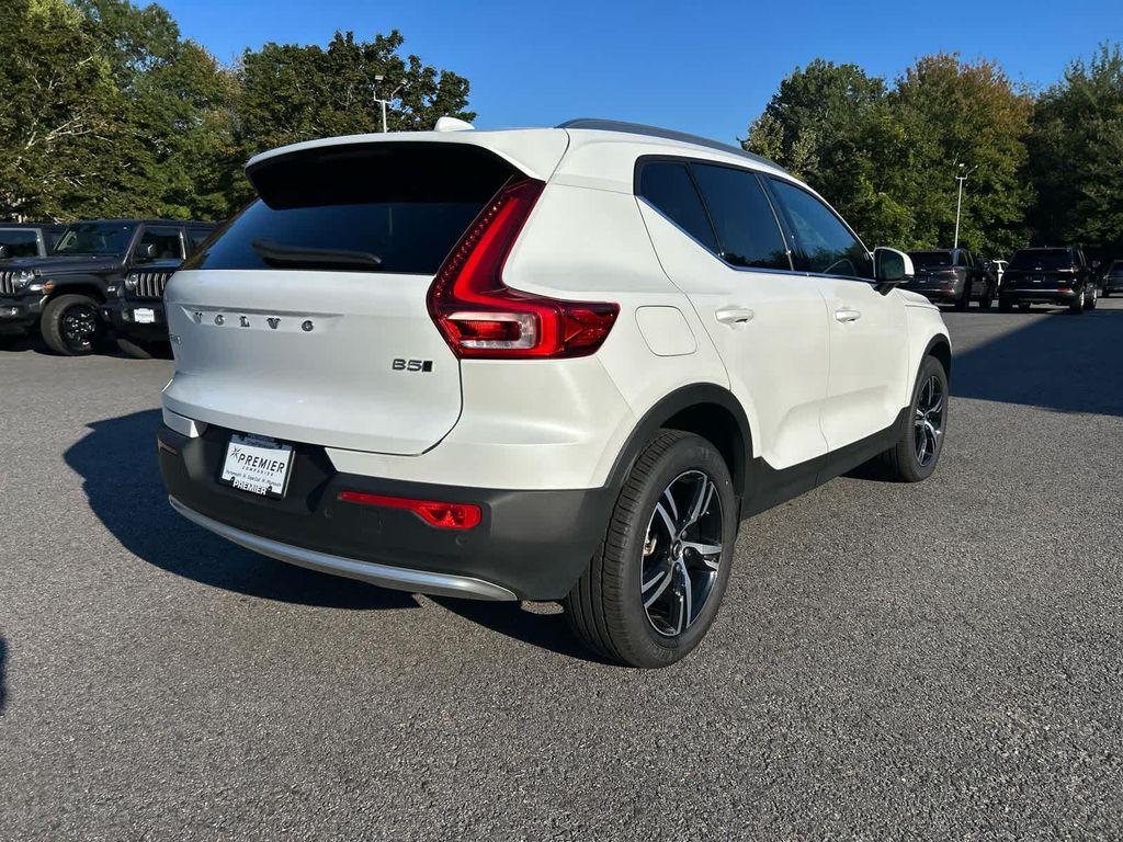 used 2025 Volvo XC40 car, priced at $29,375