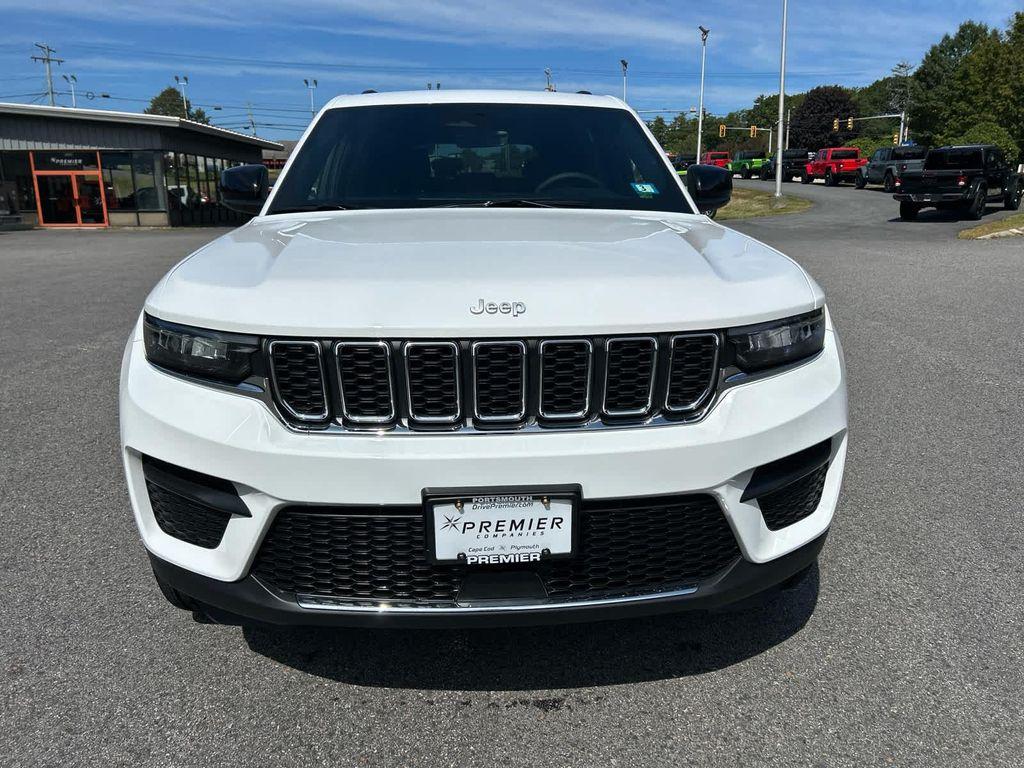 used 2025 Jeep Grand Cherokee car, priced at $34,175