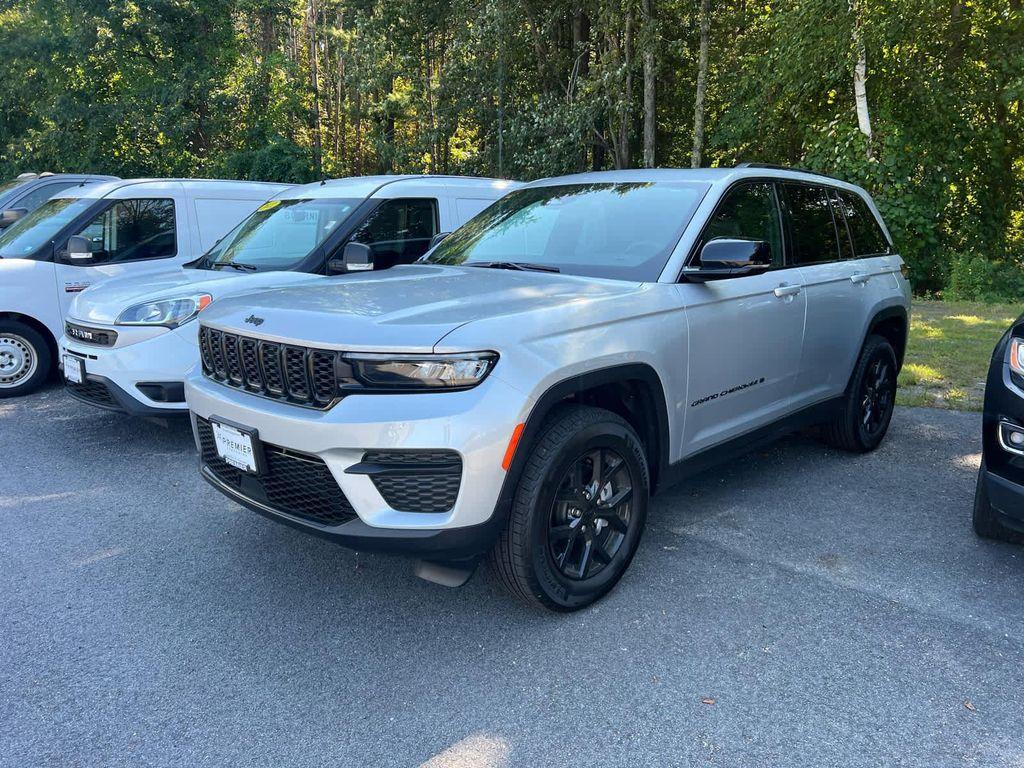 new 2025 Jeep Grand Cherokee car, priced at $41,250