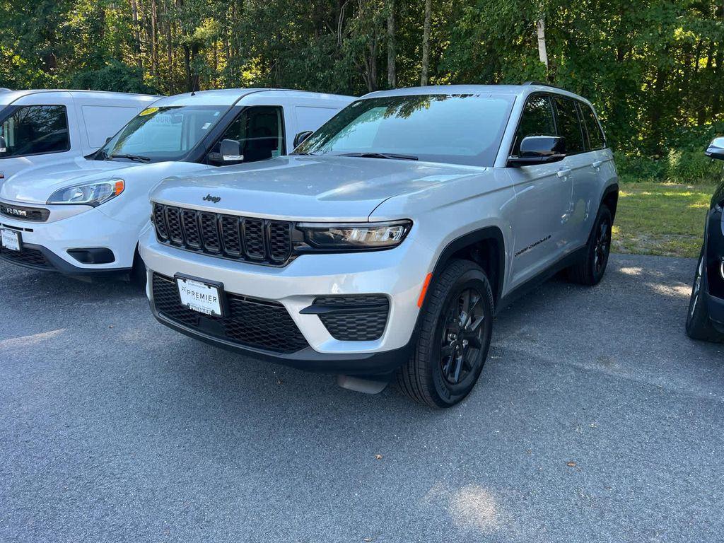 new 2025 Jeep Grand Cherokee car, priced at $41,250