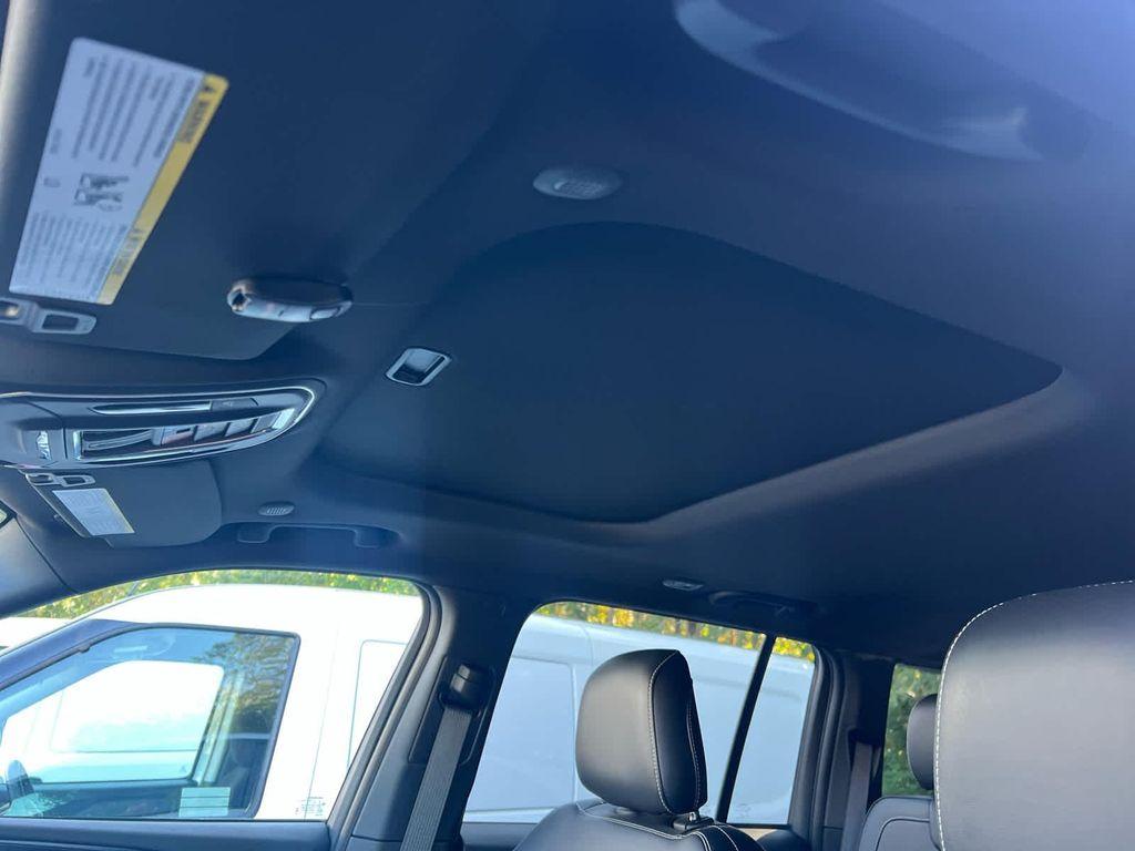new 2025 Jeep Grand Cherokee car, priced at $41,250
