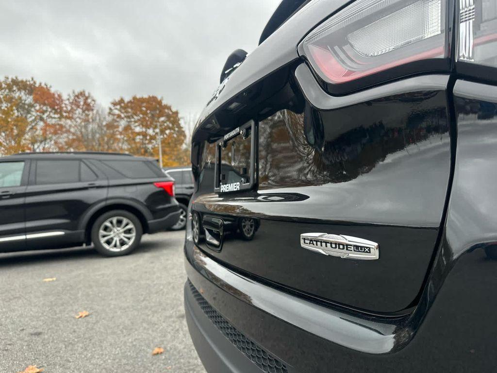 used 2022 Jeep Compass car, priced at $20,795