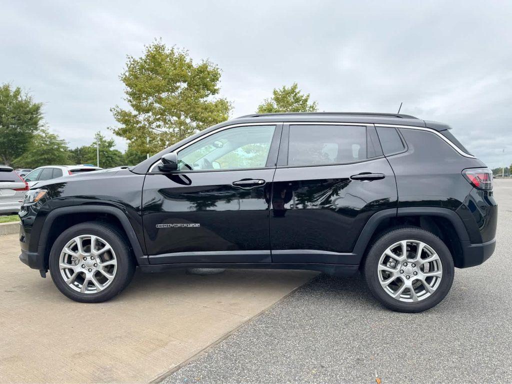 used 2022 Jeep Compass car