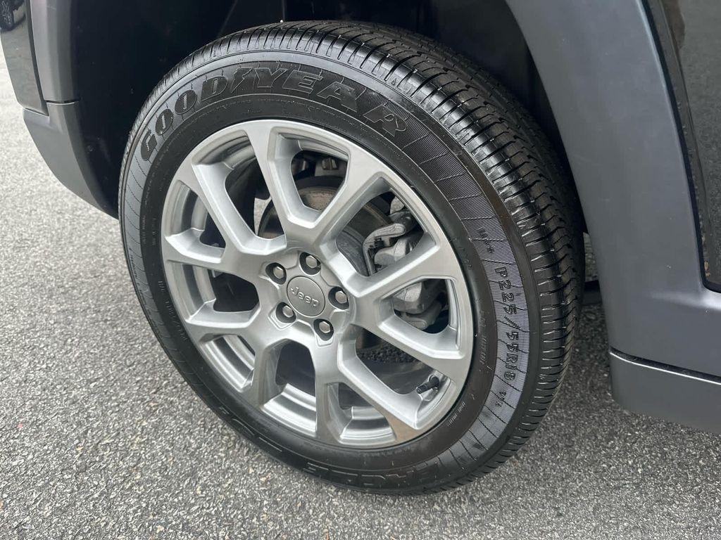 used 2022 Jeep Compass car, priced at $20,795