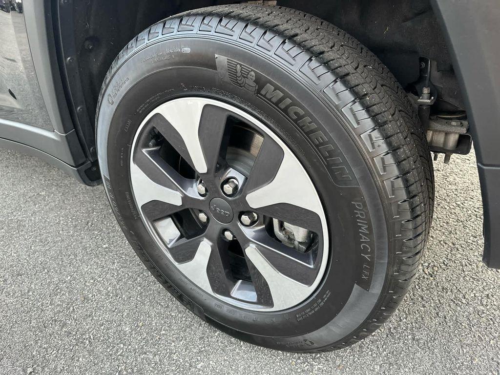 used 2023 Jeep Grand Cherokee 4xe car, priced at $29,475