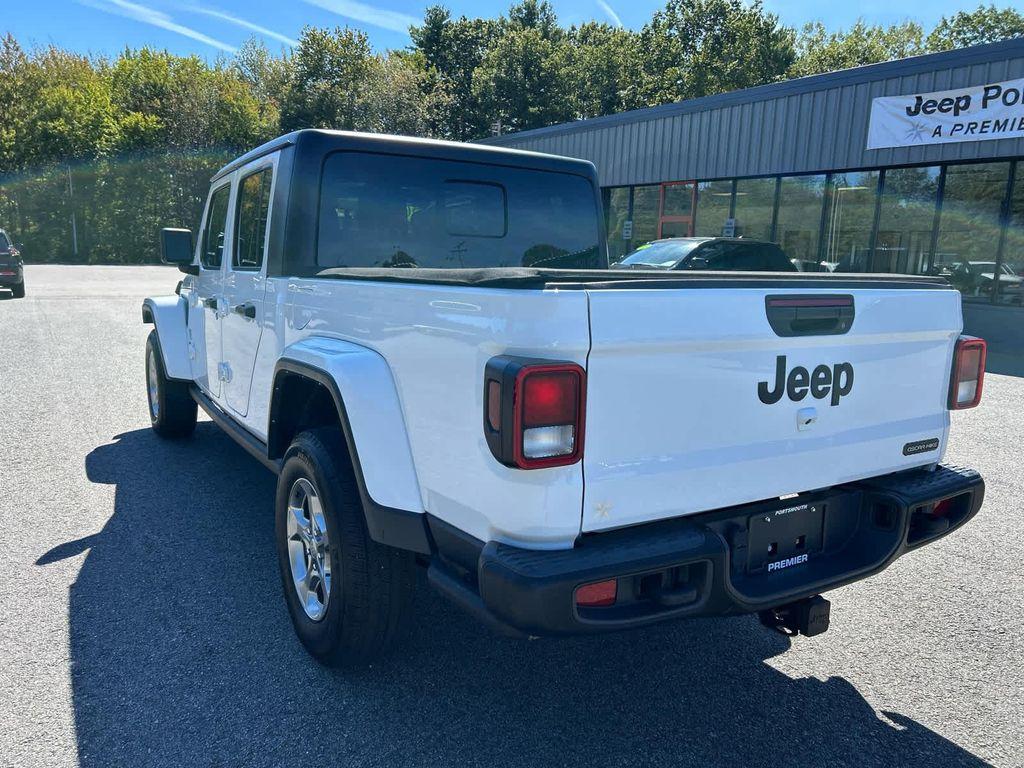 used 2021 Jeep Gladiator car, priced at $29,195