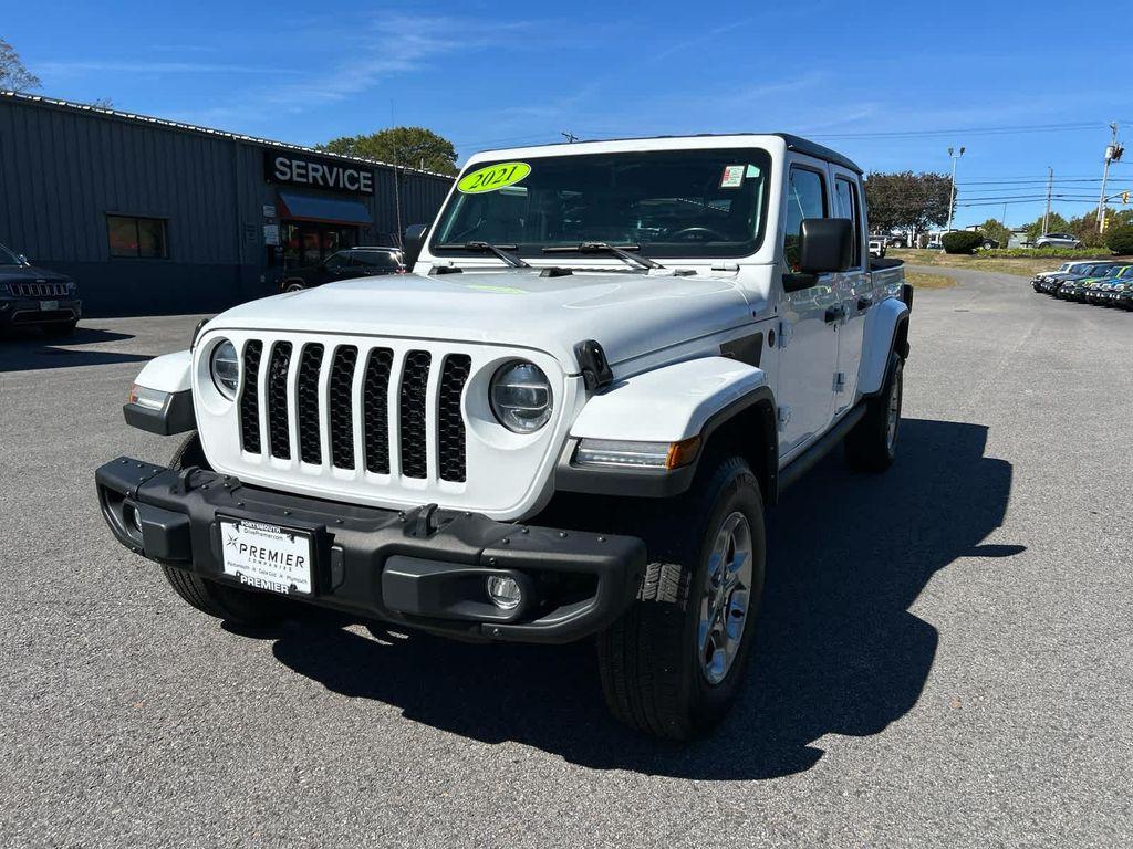 used 2021 Jeep Gladiator car, priced at $29,195