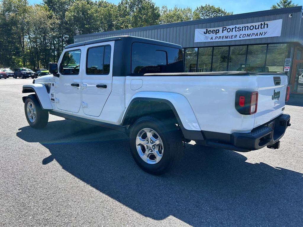 used 2021 Jeep Gladiator car, priced at $29,195