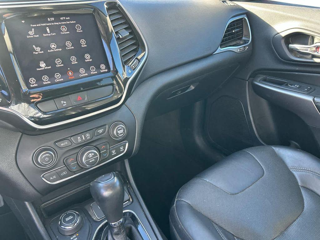 used 2019 Jeep Cherokee car, priced at $15,275