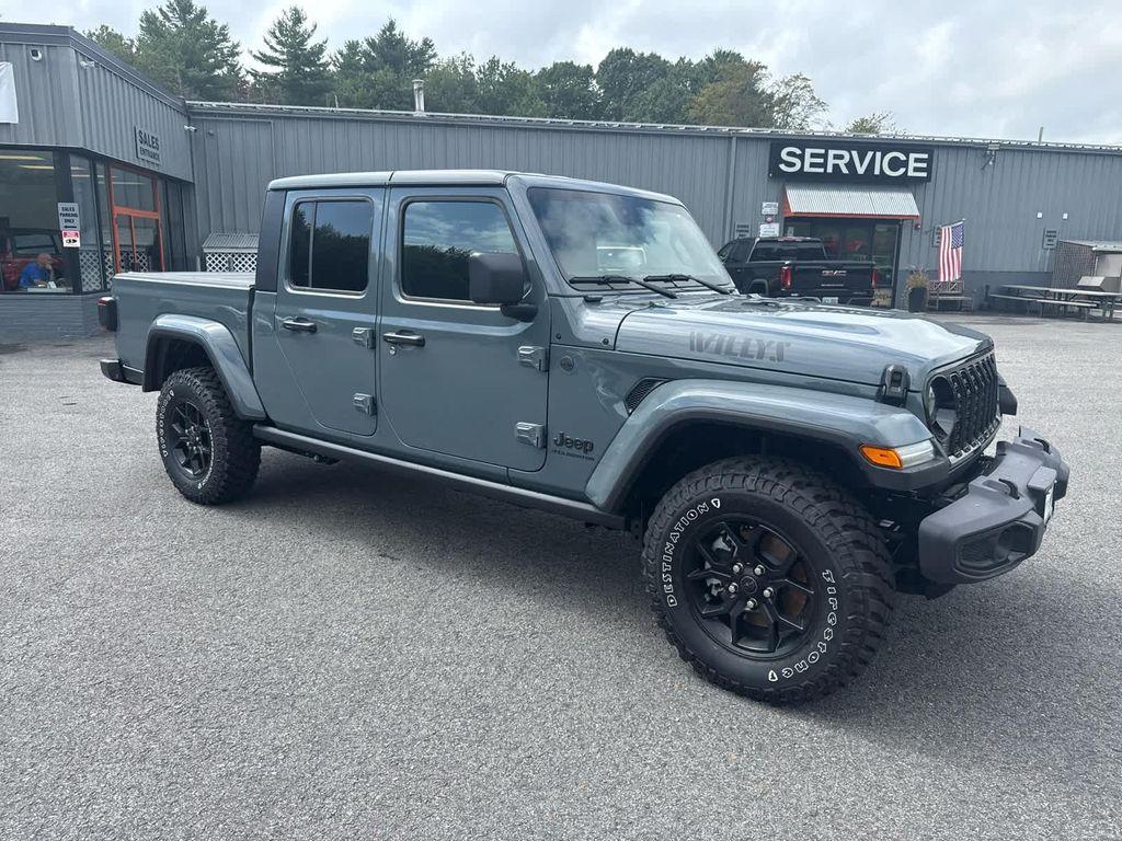 new 2025 Jeep Gladiator car, priced at $50,750