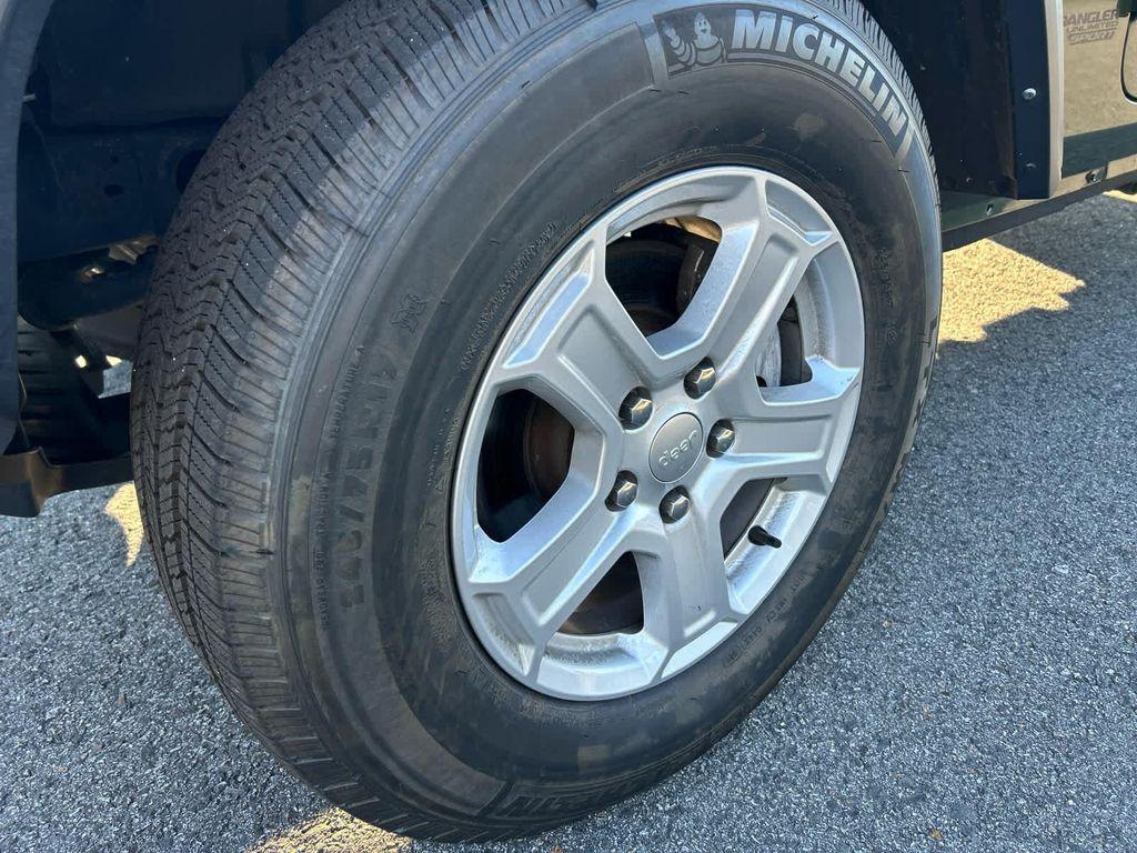 used 2021 Jeep Wrangler Unlimited car, priced at $27,975