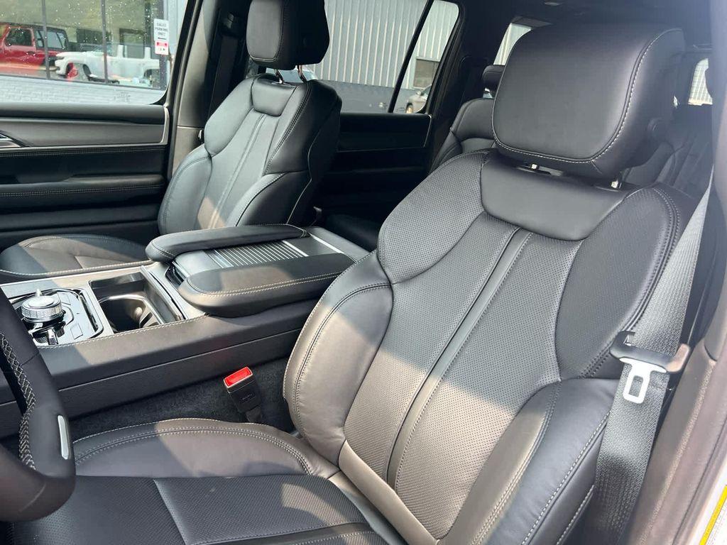 new 2025 Jeep Wagoneer car, priced at $70,000