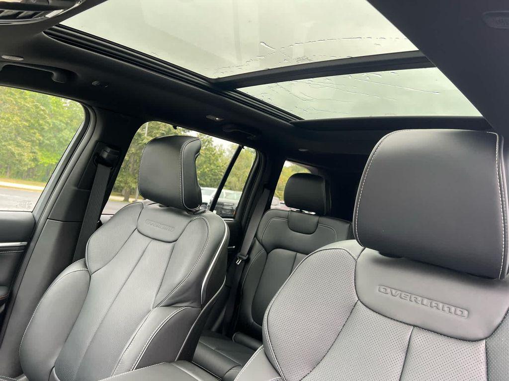 new 2025 Jeep Grand Cherokee car, priced at $60,750