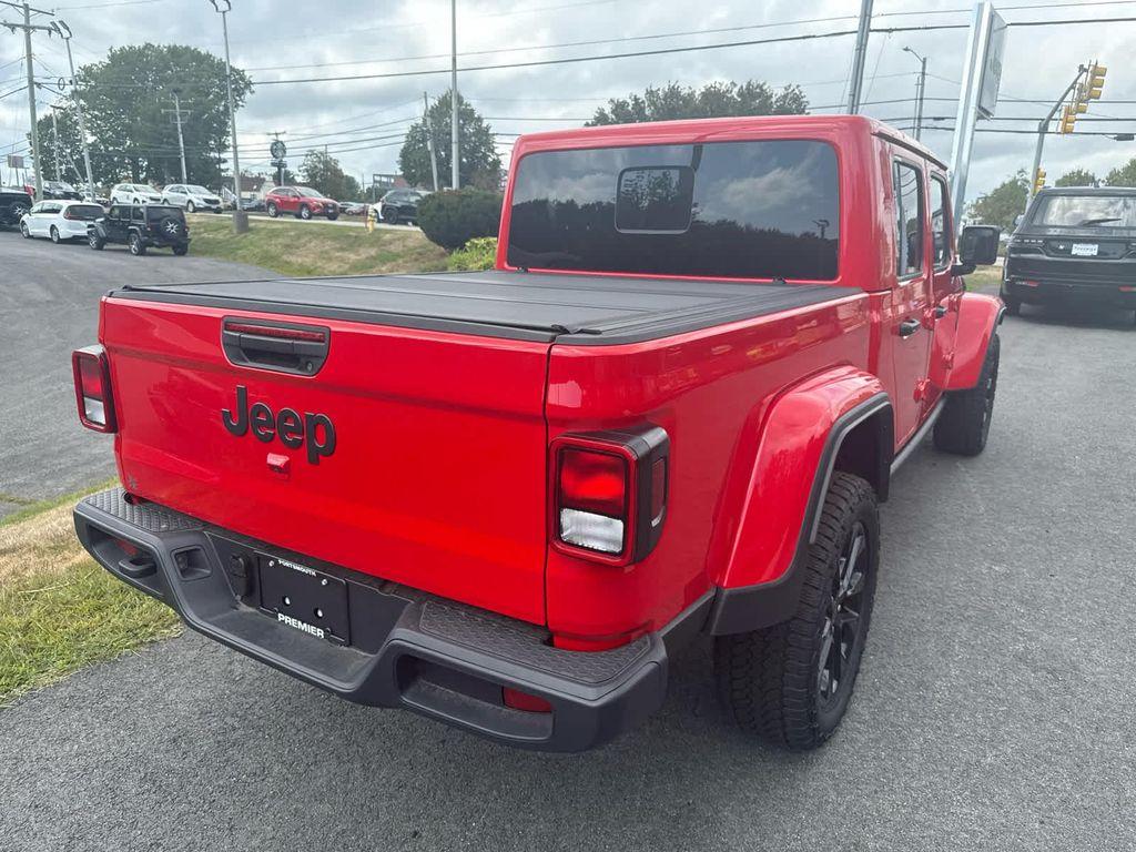 new 2025 Jeep Gladiator car, priced at $43,250