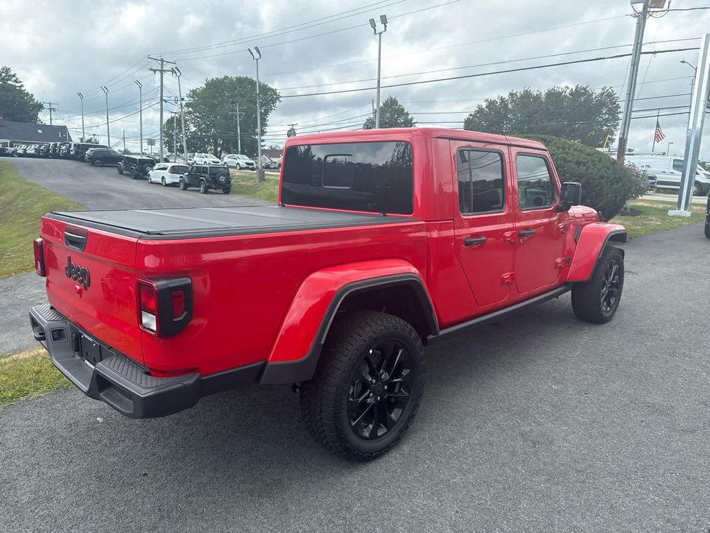 new 2025 Jeep Gladiator car, priced at $43,250