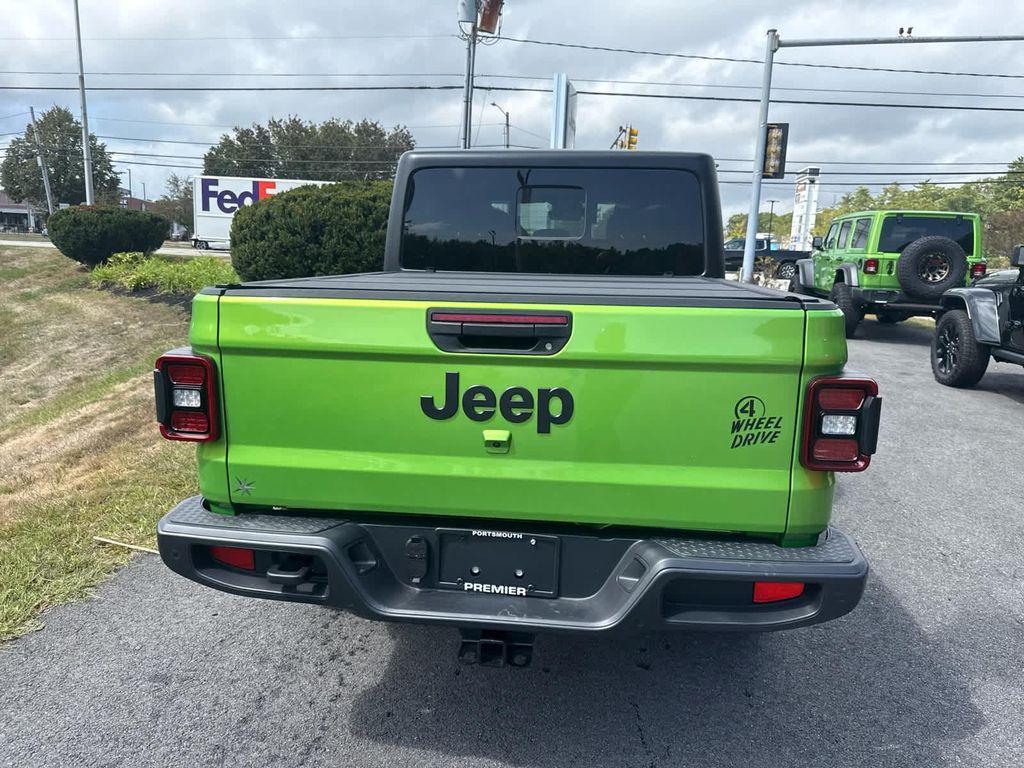 new 2025 Jeep Gladiator car, priced at $50,750