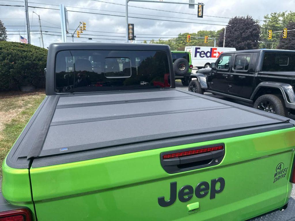 new 2025 Jeep Gladiator car, priced at $50,750