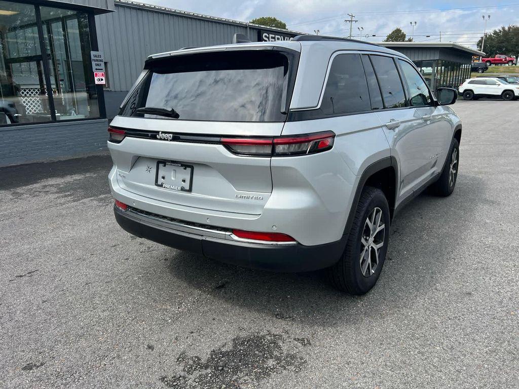 new 2025 Jeep Grand Cherokee car, priced at $43,150