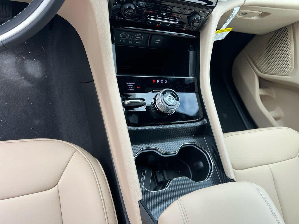 new 2025 Jeep Grand Cherokee car, priced at $43,150