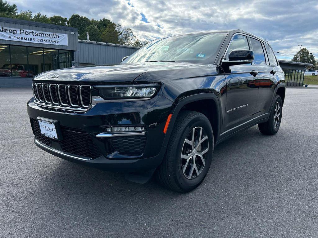 used 2024 Jeep Grand Cherokee car, priced at $36,475