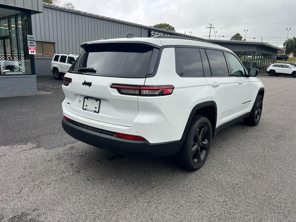 new 2025 Jeep Grand Cherokee L car, priced at $42,500