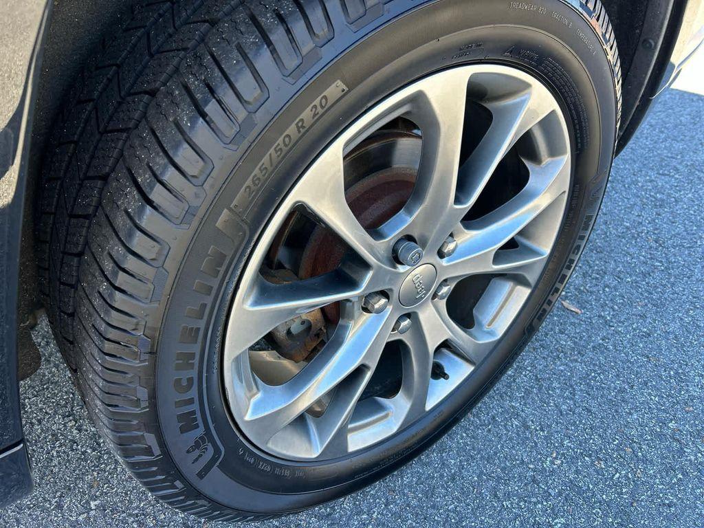 used 2020 Jeep Grand Cherokee car, priced at $25,475
