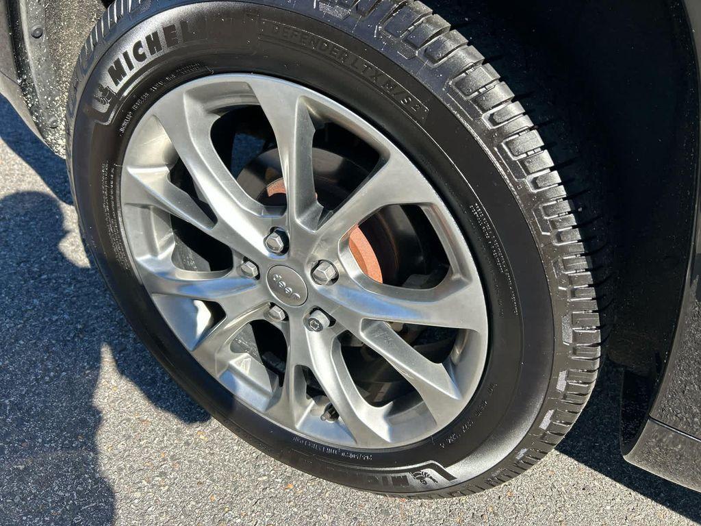 used 2020 Jeep Grand Cherokee car, priced at $25,475