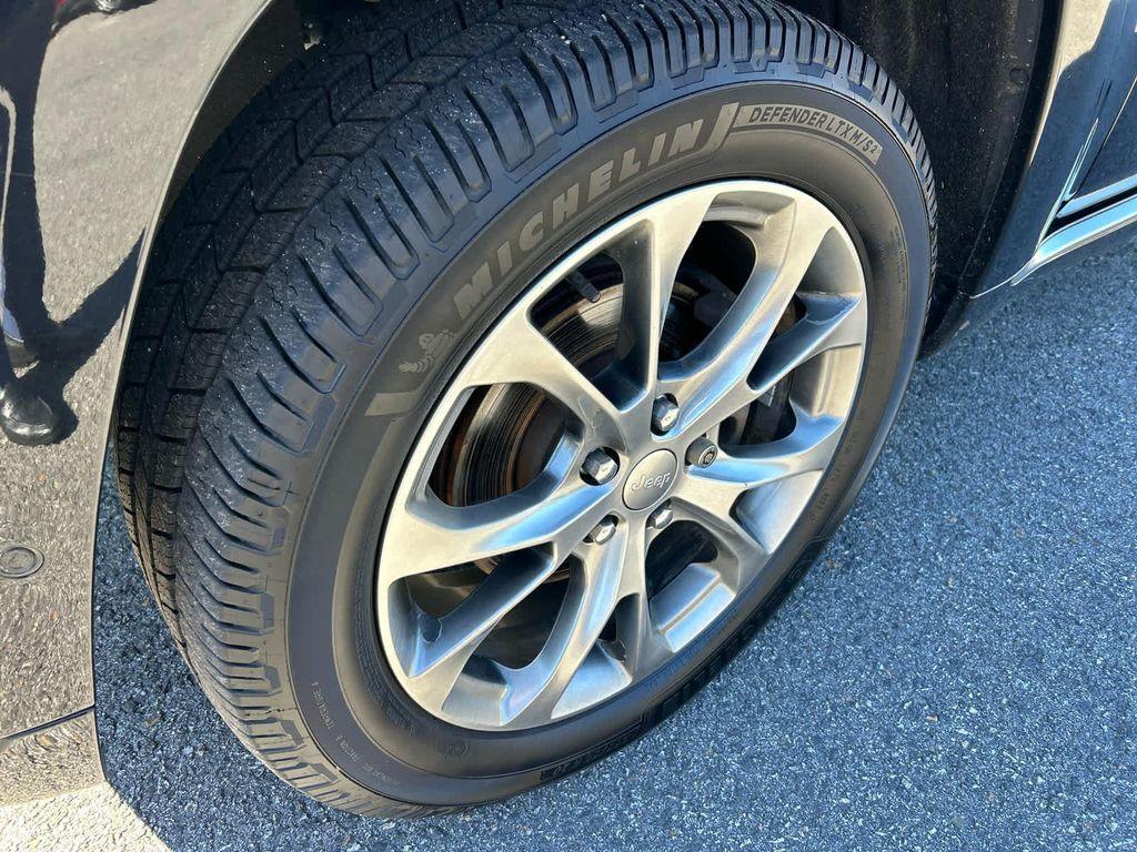 used 2020 Jeep Grand Cherokee car, priced at $25,475