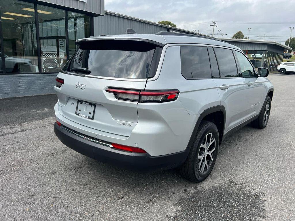new 2025 Jeep Grand Cherokee L car, priced at $45,500