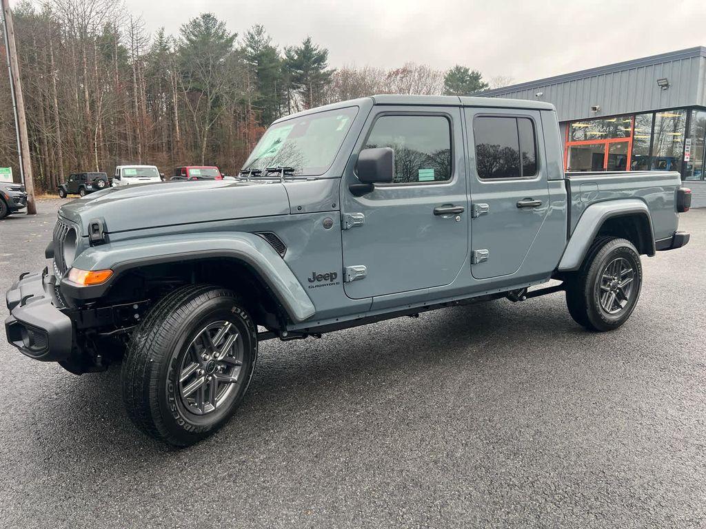 new 2026 Jeep Gladiator car, priced at $48,000