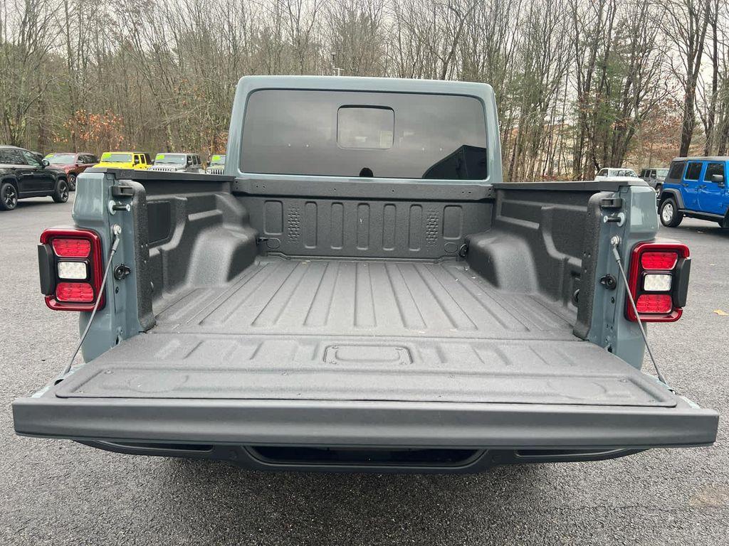 new 2026 Jeep Gladiator car, priced at $48,000