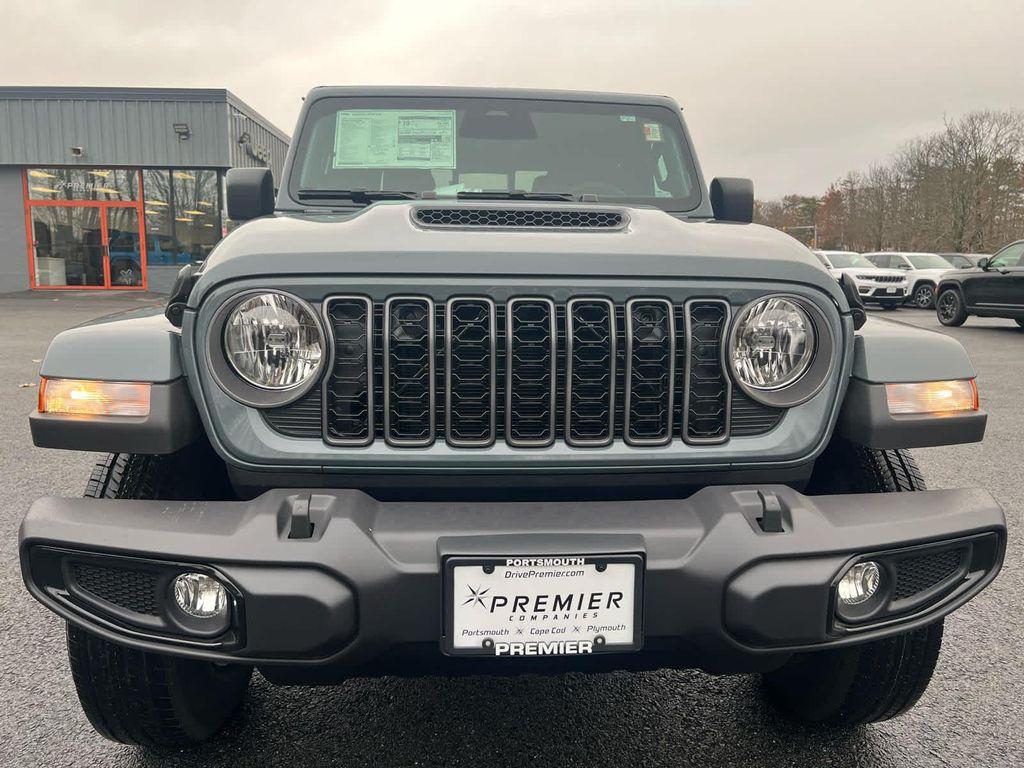 new 2026 Jeep Gladiator car, priced at $48,000