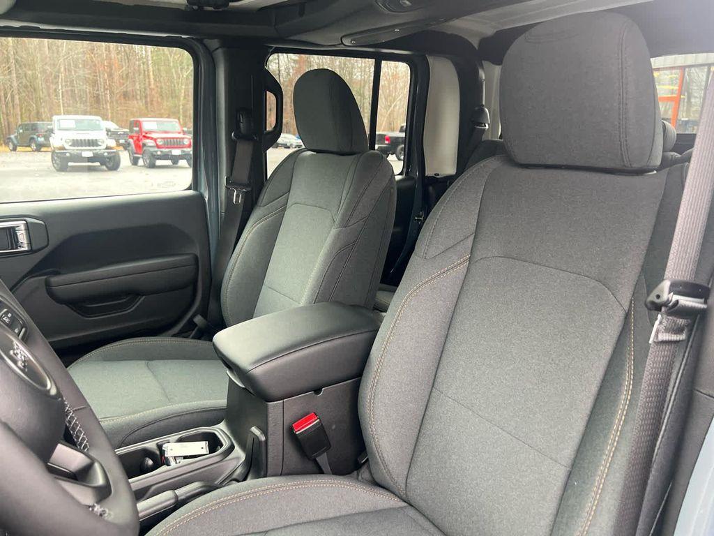 new 2026 Jeep Gladiator car, priced at $48,000