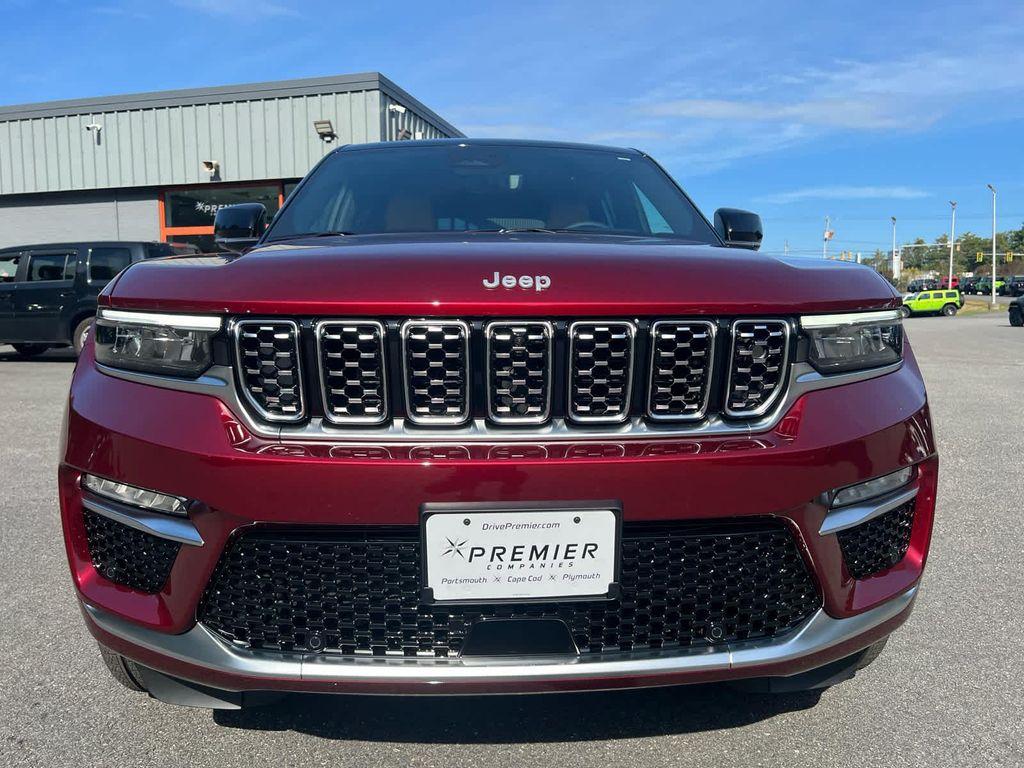 new 2025 Jeep Grand Cherokee car, priced at $61,750