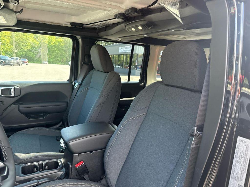 new 2025 Jeep Wrangler car, priced at $44,500